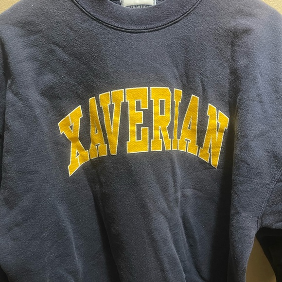 Lee Xaverian college university vintage Crewneck XL 25x27
Flaws pictured on back - Picture 2 of 5